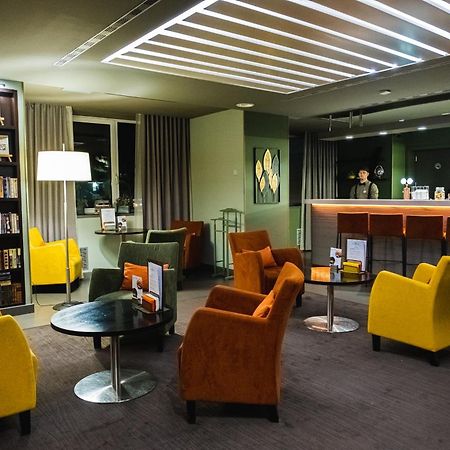 Park Hotel Almaty Extérieur photo