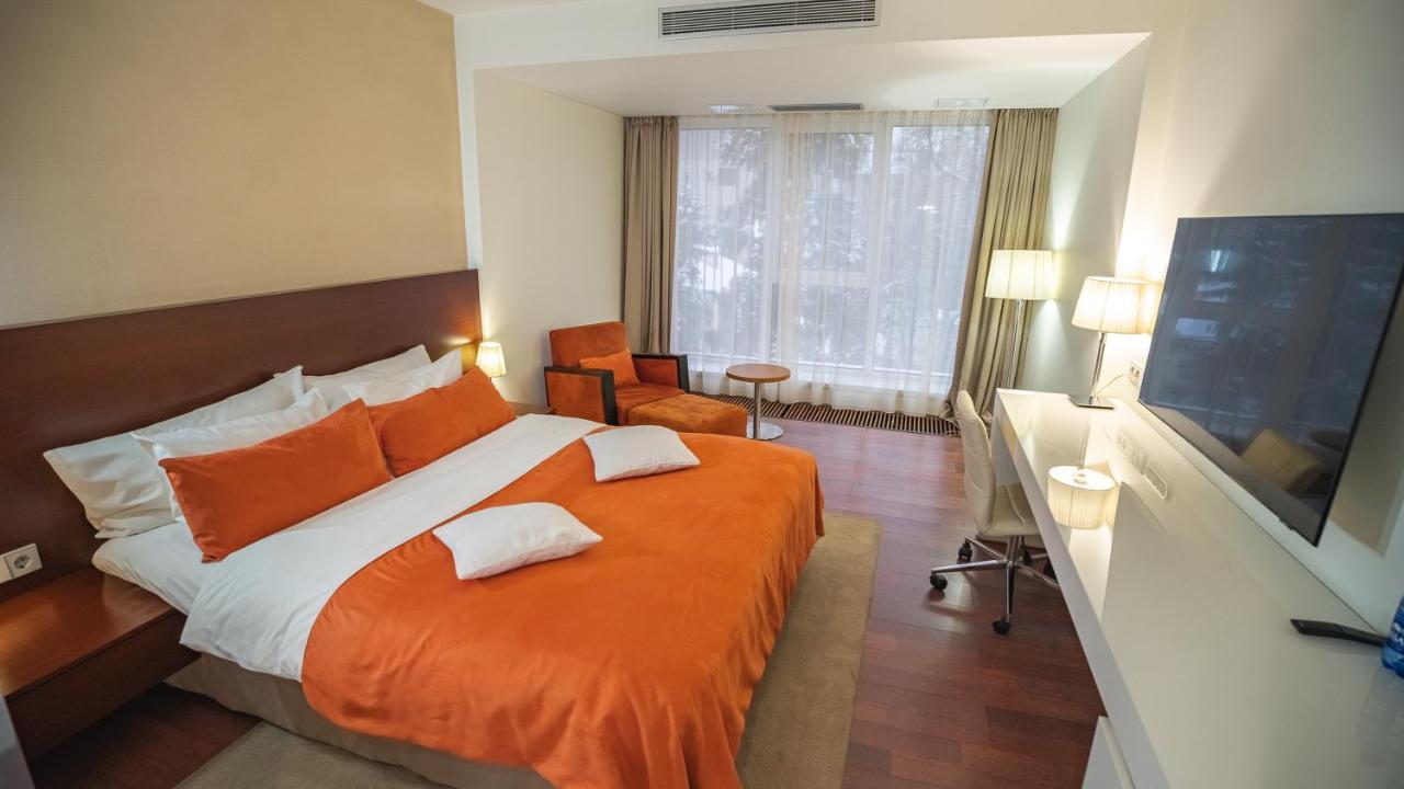 Park Hotel Almaty Extérieur photo
